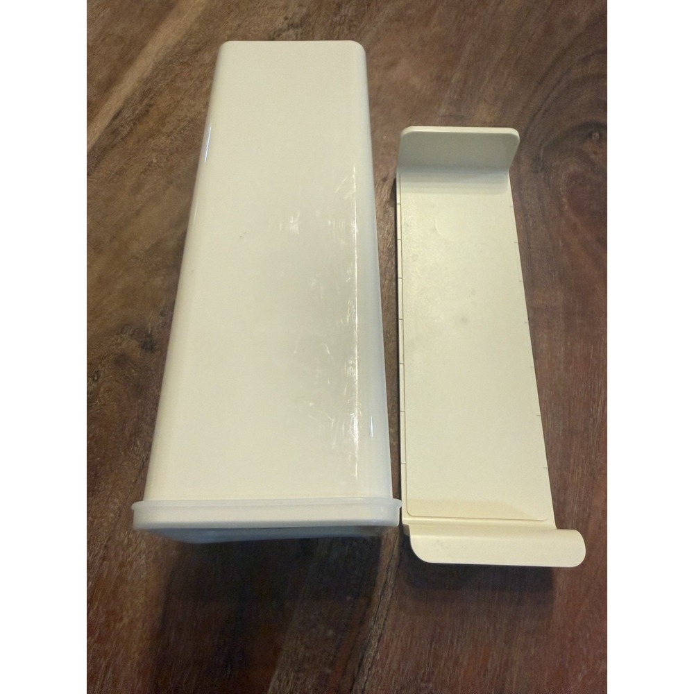 Vintage Tupperware #1696 Velveeta Cheese Cracker Keeper #1697 Lid #1698 Tray